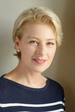 Susan Danford headshot