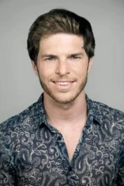 Cristian Valencia headshot