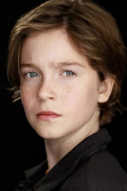 Bean Reid headshot