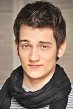 Albert Carbó headshot