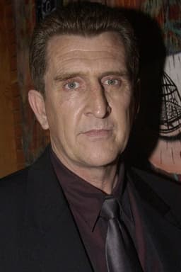 Richard Carter headshot