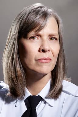 Amy Morton headshot