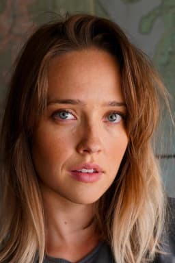 Siobhan Williams headshot