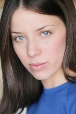 Sara Swain headshot