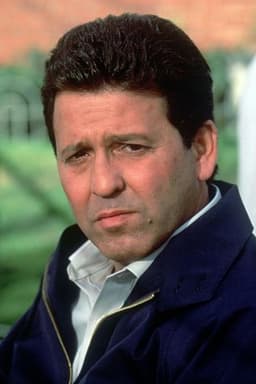 Frank Pesce headshot