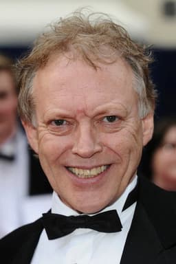 Hilton McRae headshot