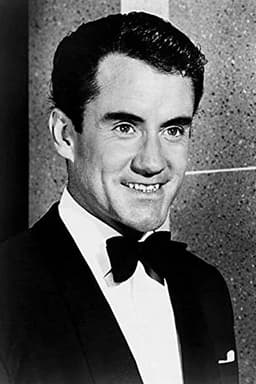 Ian Bannen headshot