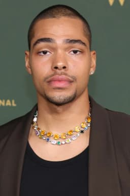 Nicholas Duvernay headshot