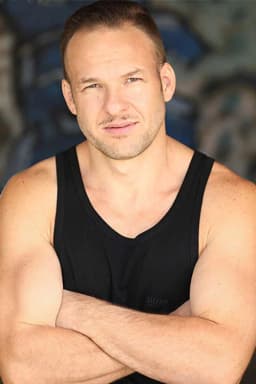 Alfredo Tavares headshot