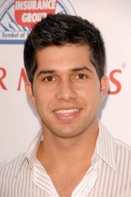 Walter Perez headshot