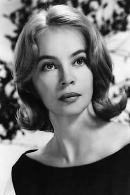 Leslie Caron headshot