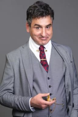 Robinson Díaz headshot