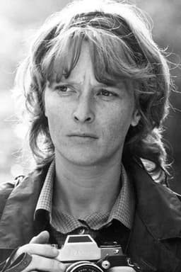 Czinkóczi Zsuzsa headshot