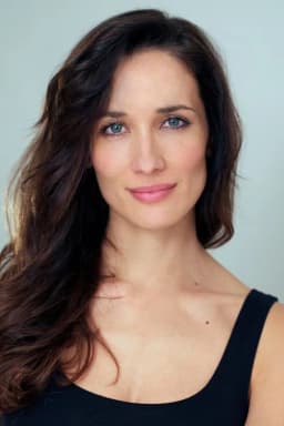 Ana Asensio headshot