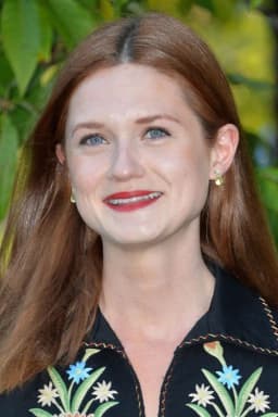 Bonnie Wright headshot