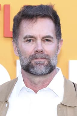 Garret Dillahunt headshot