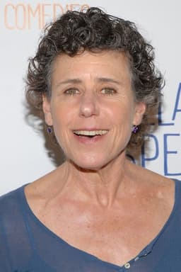 Julie Kavner headshot