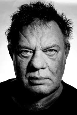 Volker Spengler headshot