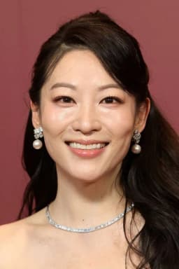 Arden Cho headshot