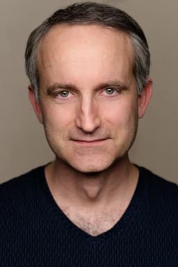 Mark Oosterveen headshot