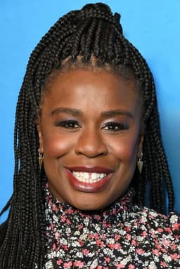 Uzo Aduba headshot