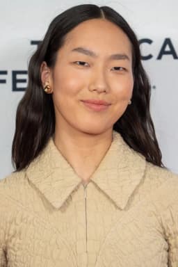 Madison Hu headshot