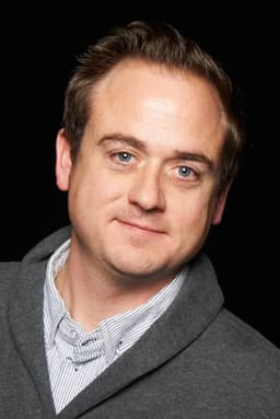 Pat Kelly headshot