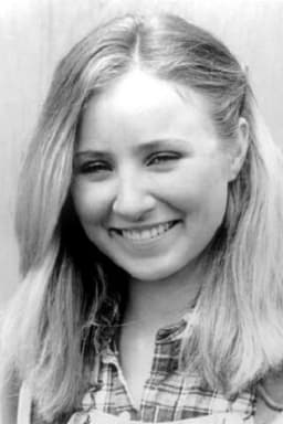 Cindy Eilbacher headshot