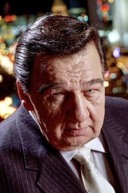 Joe Viterelli headshot