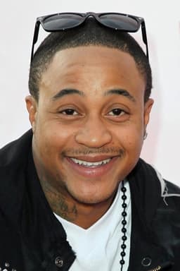 Orlando Brown headshot