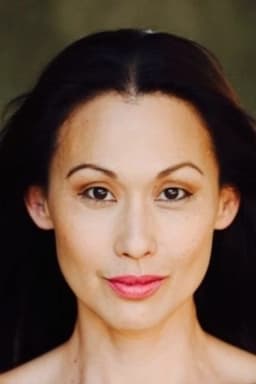 Nicole Bilderback headshot