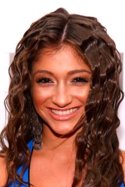 Raquel Castro headshot