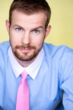 Mark Schroeder headshot