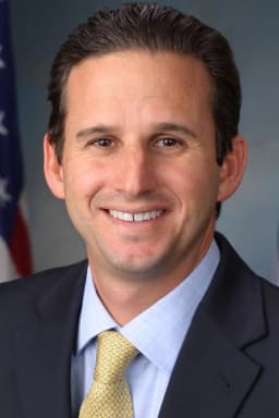 Brian Schatz headshot