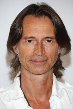 Robert Carlyle headshot