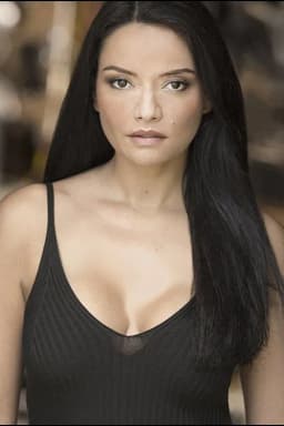 Lina Maya headshot
