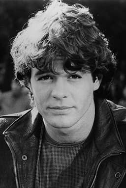 Lee Montgomery headshot
