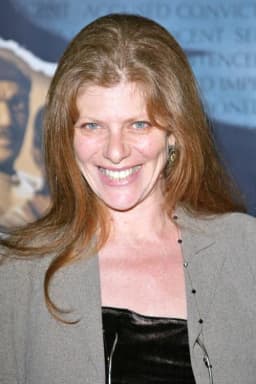 Eliza Roberts headshot