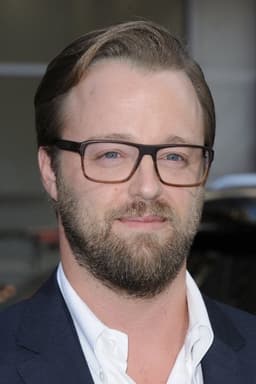 Joshua Leonard headshot