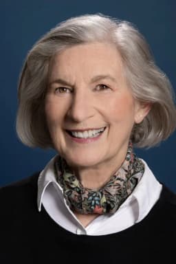 Nancy Kyes headshot