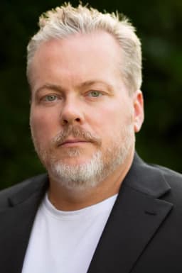 Kevin Tanski headshot
