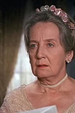 Mary Jackson headshot