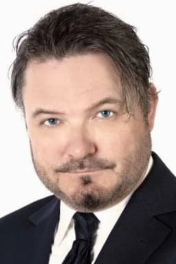 Lee Tockar headshot