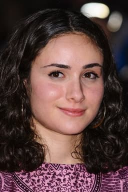 Yasmin Paige headshot