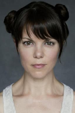 Sarah-Jane Potts headshot