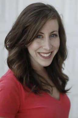 Melissa Altro headshot