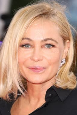 Emmanuelle Béart headshot