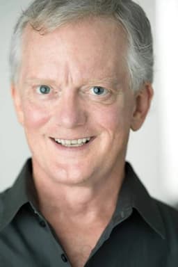 Kristopher Logan headshot