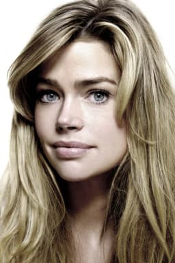 Denise Richards headshot