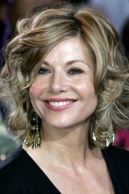 Glynis Barber headshot